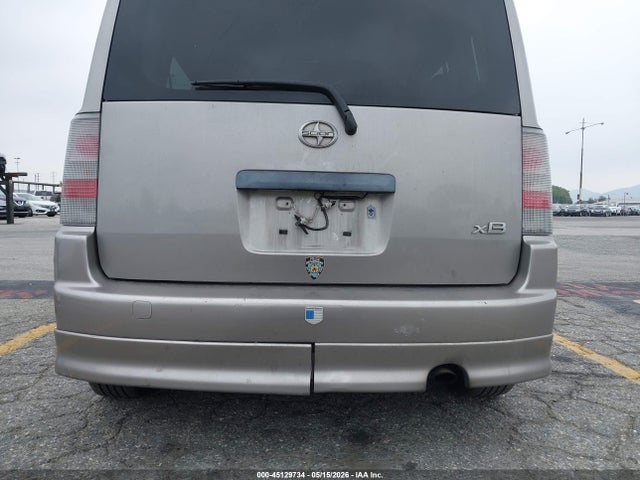 Scion xB
