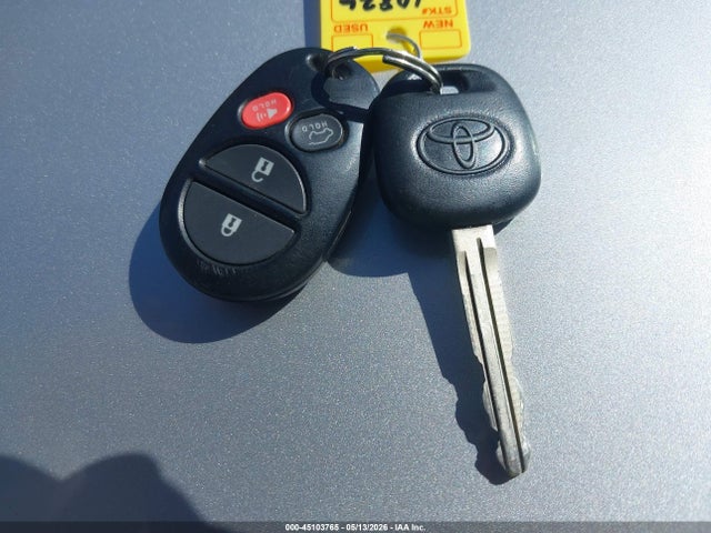 Toyota Highlander Base Plus