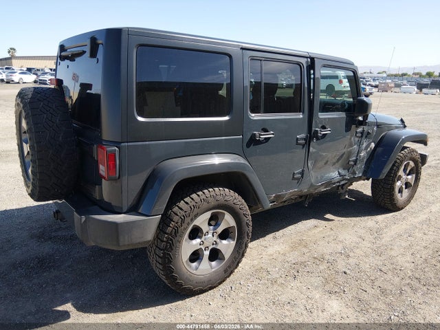 Jeep Wrangler Sahara