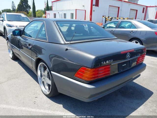 Mercedes-Benz S-Class 600
