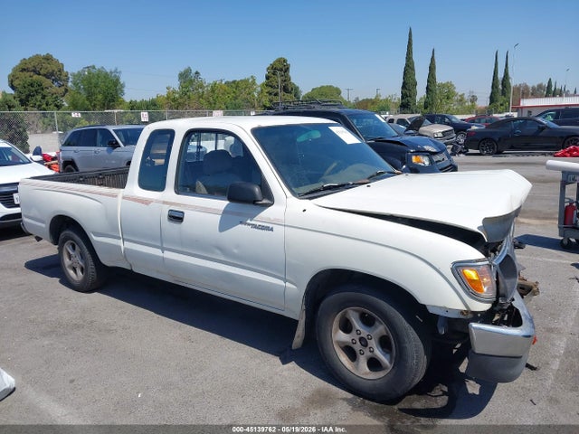 Toyota Tacoma Xtracab