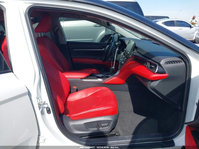 Toyota Camry Xse Hybrid