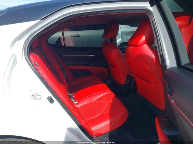 Toyota Camry Xse Hybrid