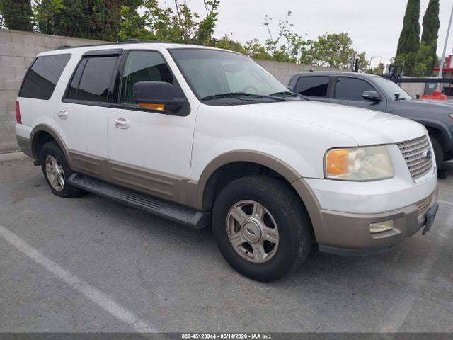 Salvage Ford Expedition Image
