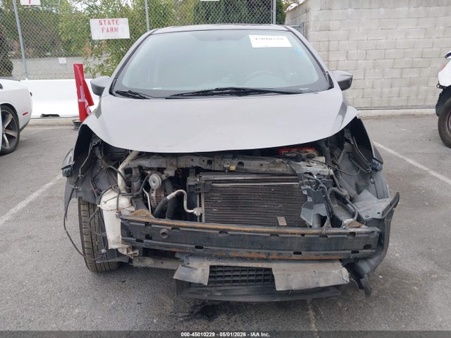 Nissan Versa Sv