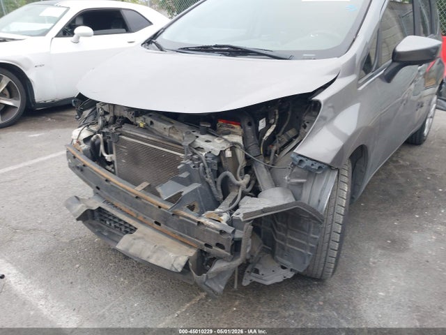 Nissan Versa Sv