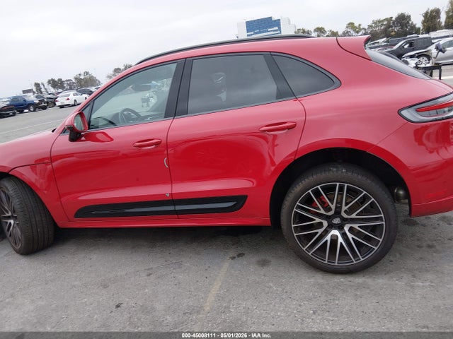 Porsche Macan S