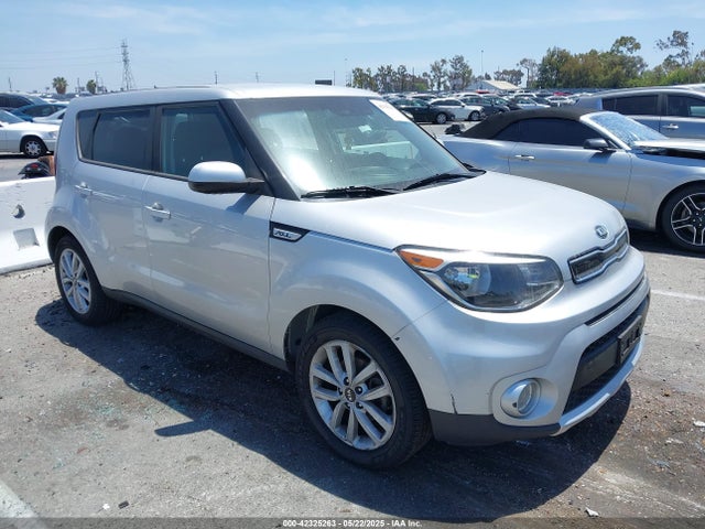 Salvage Kia Soul Image