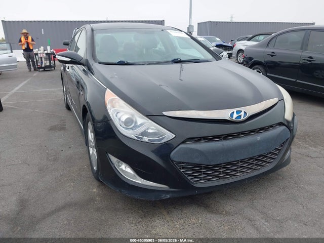 Salvage Hyundai SONATA Image