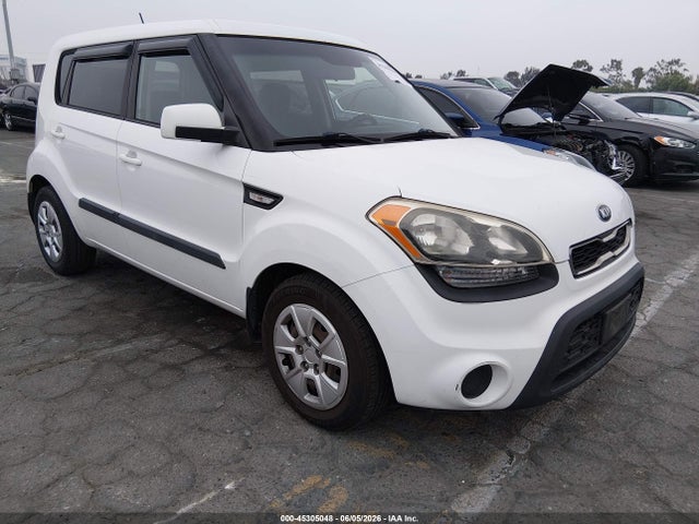 Salvage Kia Soul Image