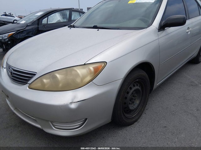Toyota Camry Std