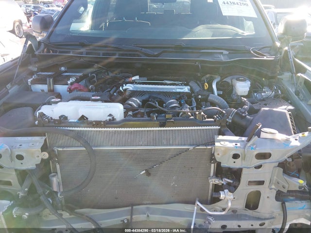 Toyota Tundra Sr5