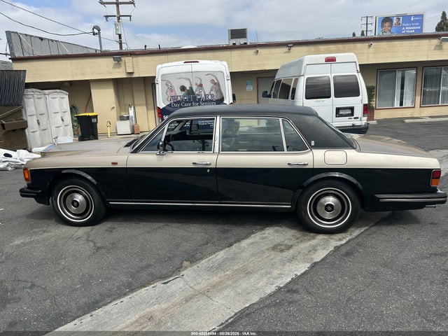Rolls-Royce Silver Spur