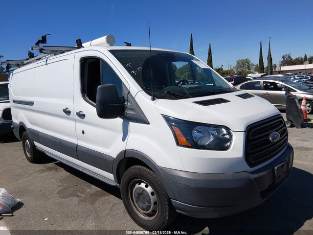 Salvage Ford Transit Image