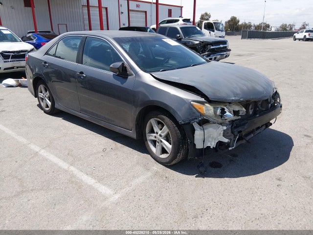 Salvage Toyota Camry Image