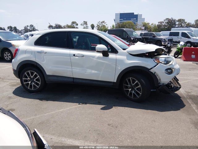 FIAT 500X Trekking Plus