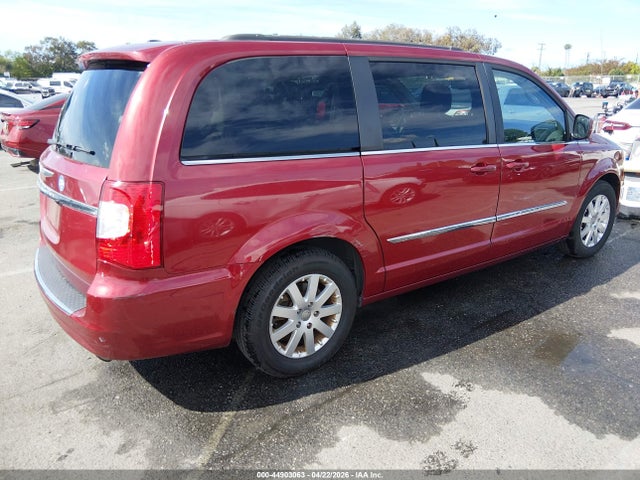 Chrysler Town & Country Touring