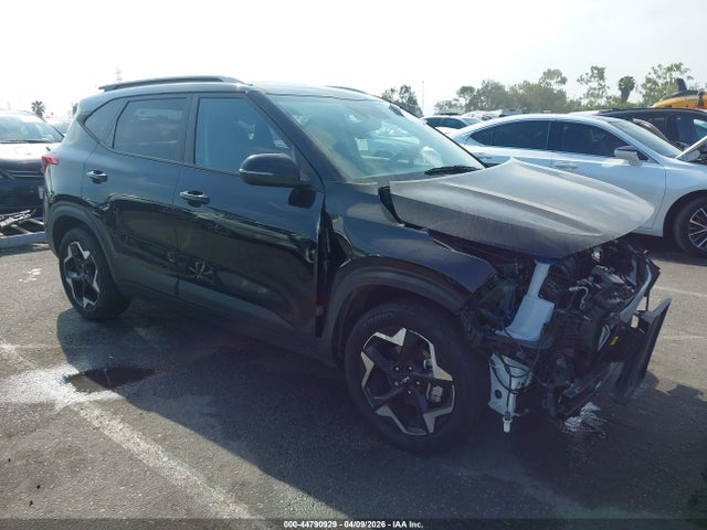 Salvage Kia Seltos Image