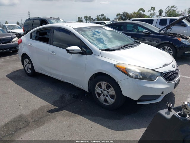 Salvage Kia Forte Image