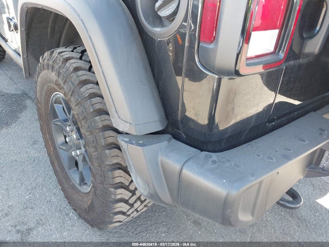 Jeep Wrangler 4-door Willys 4x4