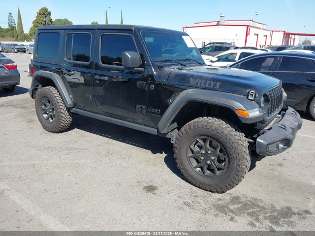 Salvage Jeep Wrangler Image