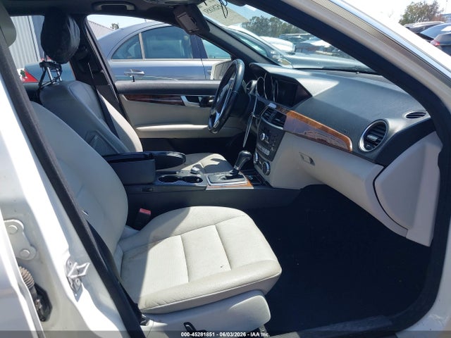 Mercedes-Benz C-Class Sport