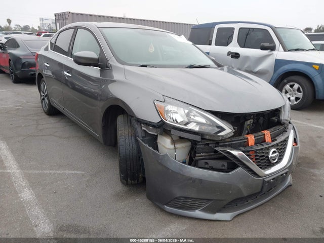 Salvage Nissan Sentra Image