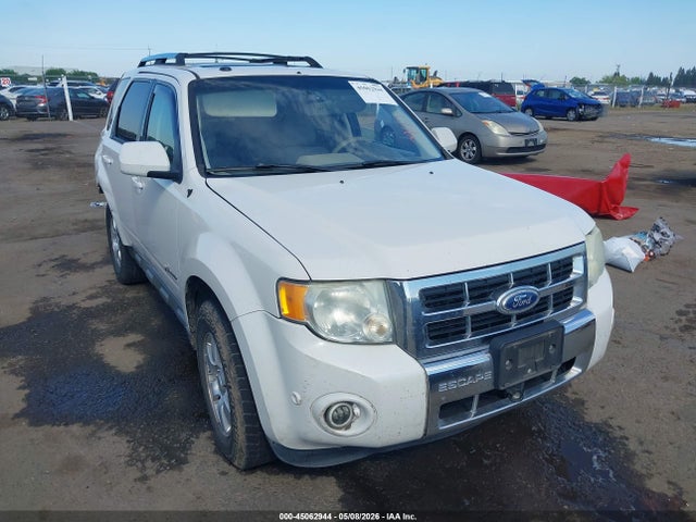 Salvage Ford Escape Image