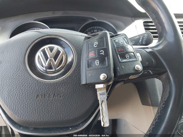 Volkswagen Golf Tsi S 4-door