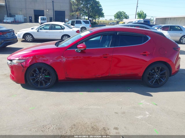 Mazda Mazda3 Premium Package