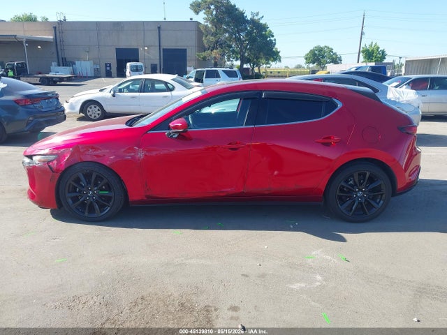 Mazda Mazda3 Premium Package