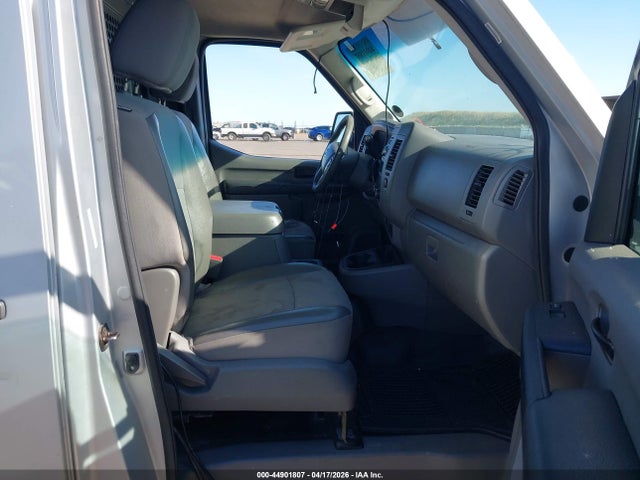 Nissan Nv Sv V8