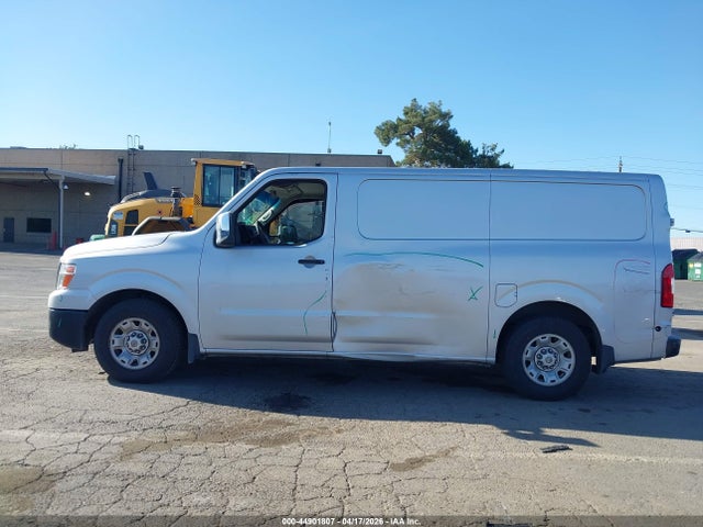 Nissan Nv Sv V8