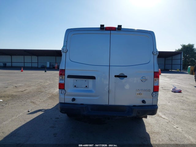 Nissan Nv Sv V8