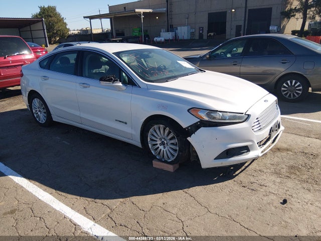 Salvage Ford Fusion Image
