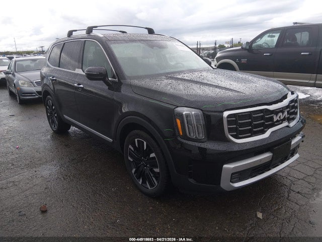 Salvage Kia Telluride Image