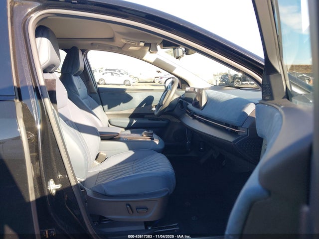 Nissan Ariya Platinum+