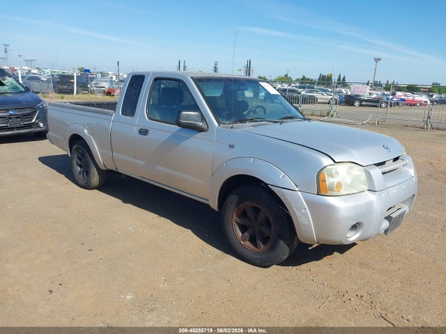 Salvage Nissan Frontier Image