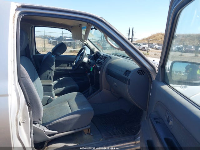 Nissan Frontier Xe