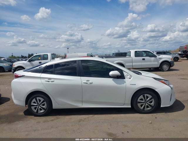 Toyota Prius Two Eco