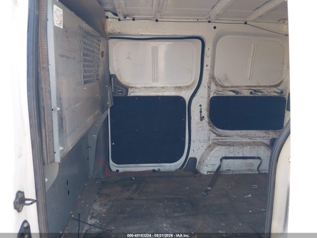 Nissan Nv