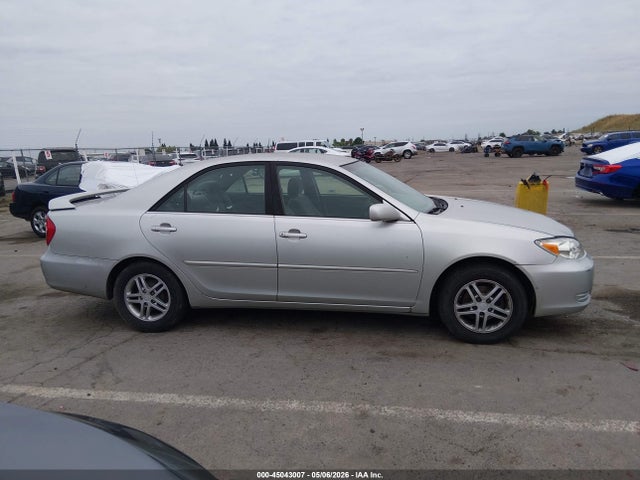 Toyota Camry Le