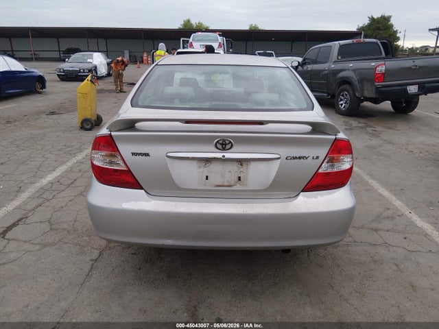 Toyota Camry Le