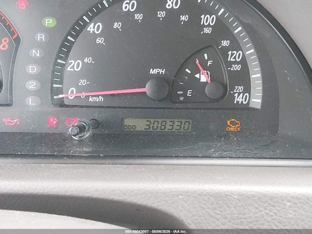 Toyota Camry Le