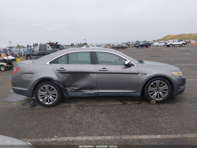 Ford Taurus Limited