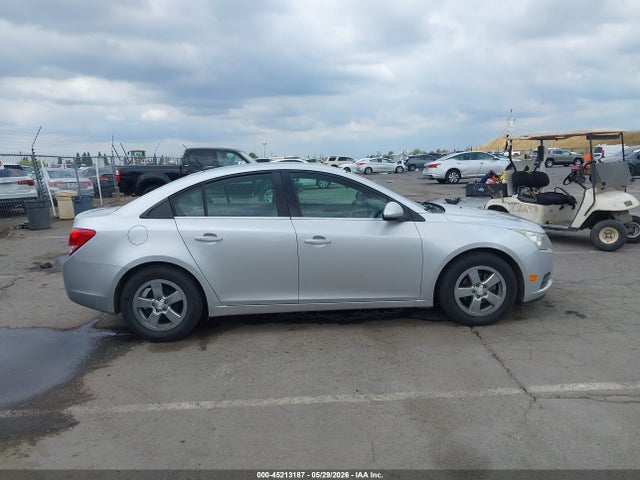 Chevrolet Cruze 1lt Auto