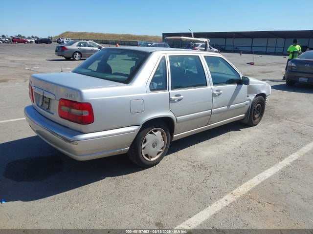 Volvo S70