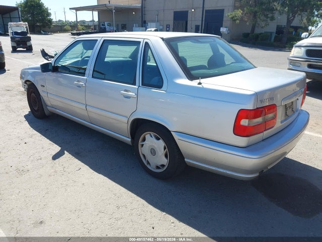 Volvo S70