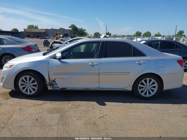 Toyota Camry Xle V6