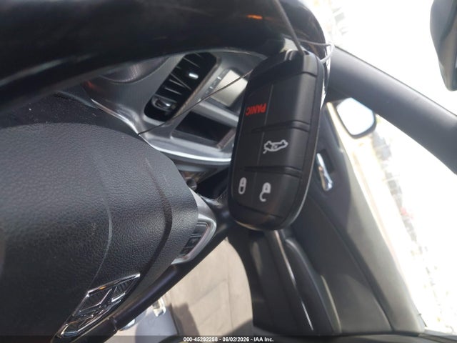 Dodge Charger Se